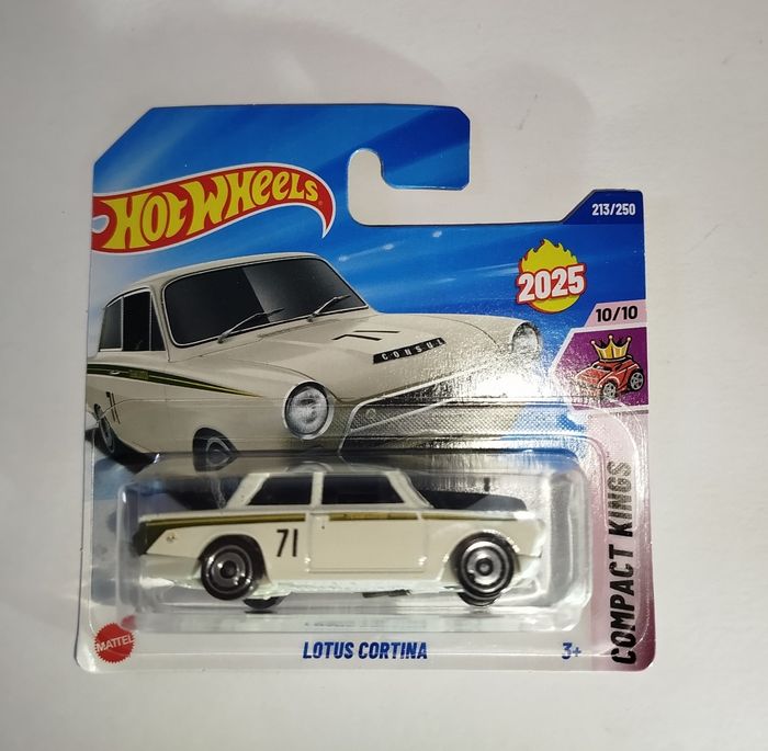 Hot Wheels Lotus Cortina 2025 - photo numéro 2