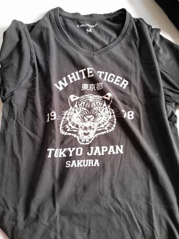 Tee-shirt