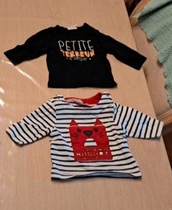 Lot de 2 t-shirts manches longues Obaibi Kiabi 1 mois