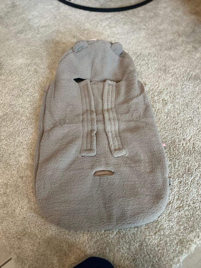 nid d’ange noukies 0-6 mois - photo numéro 3