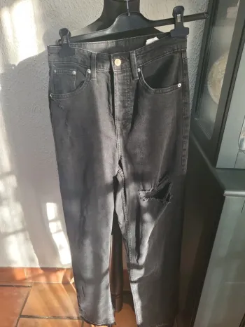 Jean wed leg