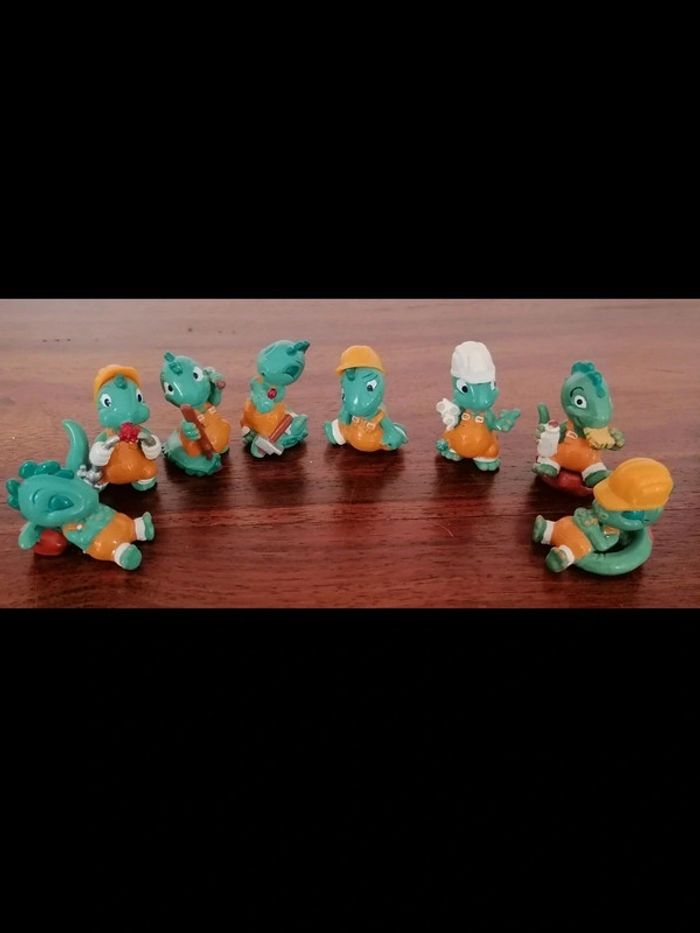 Lot de 8 figurines les dinosaures Kinder Ferrero 1995