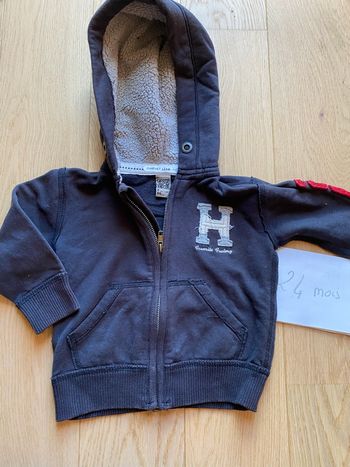 Veste à capuche – Tape à l’Œil – 24 mois