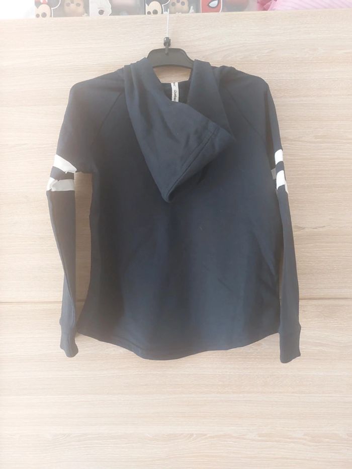 Maillot longues manches 8 ans - photo numéro 4