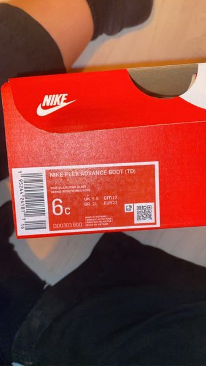 Boot neuve nike - photo numéro 4