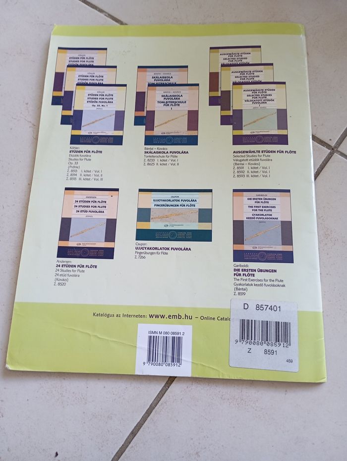 Partition Selected studies for flûte volume 1 - photo numéro 2