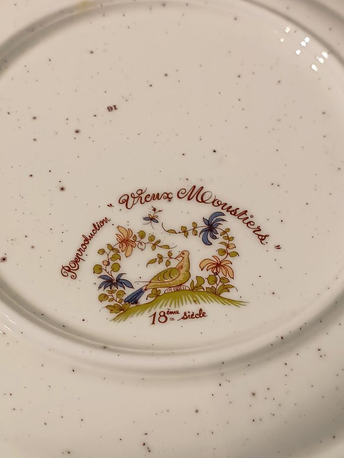 Assiette reproduction Vieux Moustiers - photo numéro 10