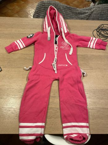 Ski combi chaude Courchevel taille 4 ans