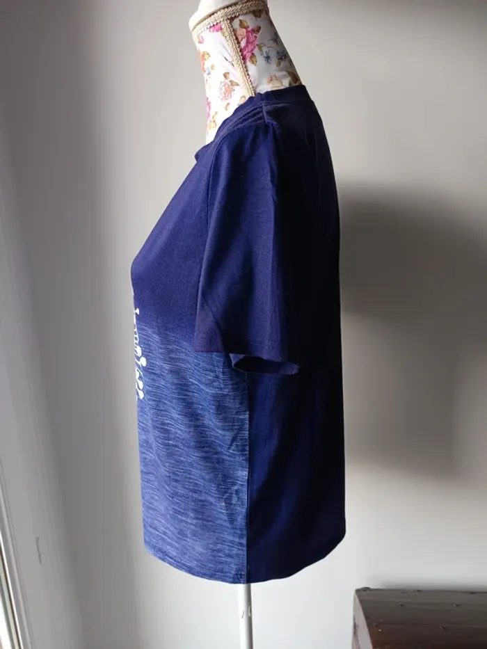 T-shirt violet - photo numéro 2