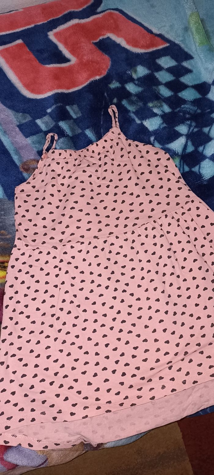 Robe   rose clair à motif coeur - photo numéro 4