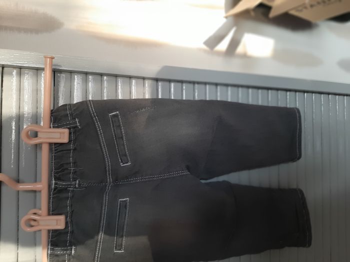 ensemble jeans et tee shirt ML pour filles Taille 18 mois - photo numéro 5