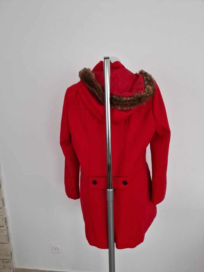 Veste rouge à capuche moumoute, Phildar - photo numéro 4