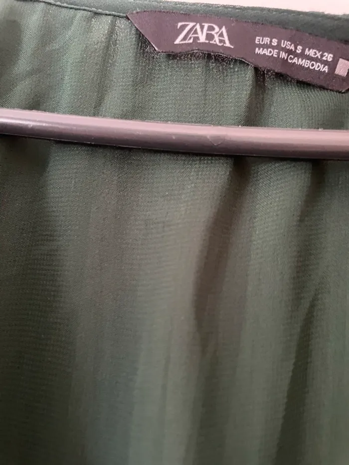 Robe mi-longue Zara plissé taille S - photo numéro 4