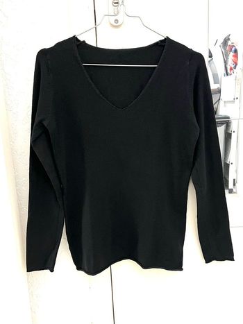 Pull noir