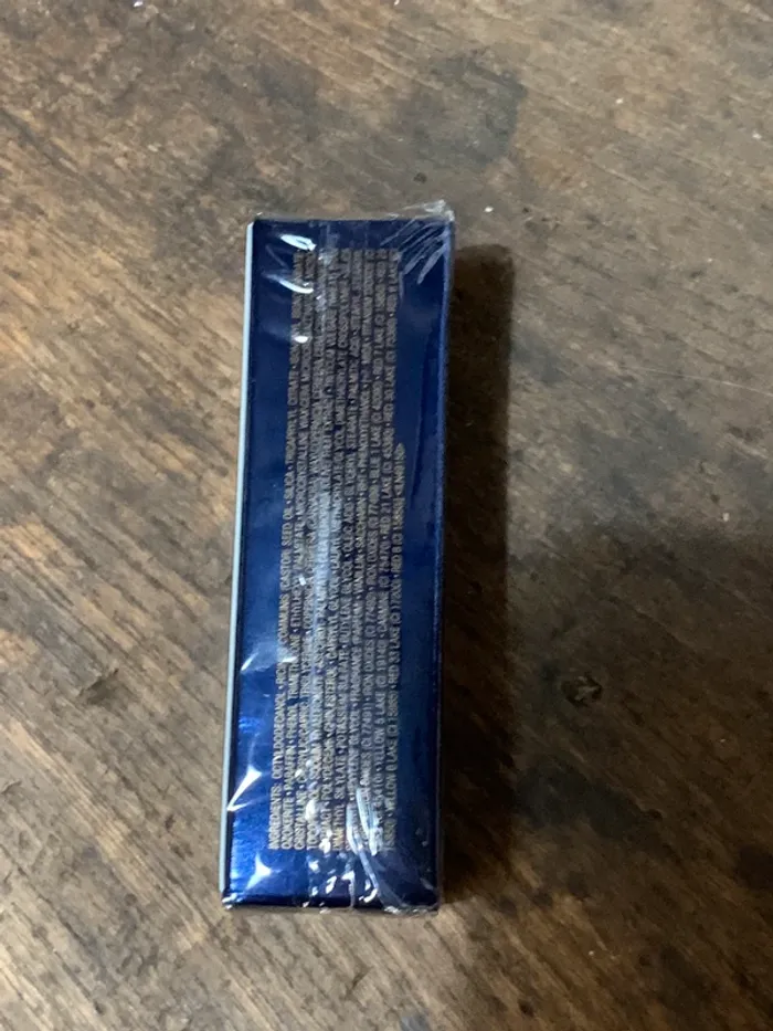 Rouge à lèvres Estée Lauder mat - photo numéro 6
