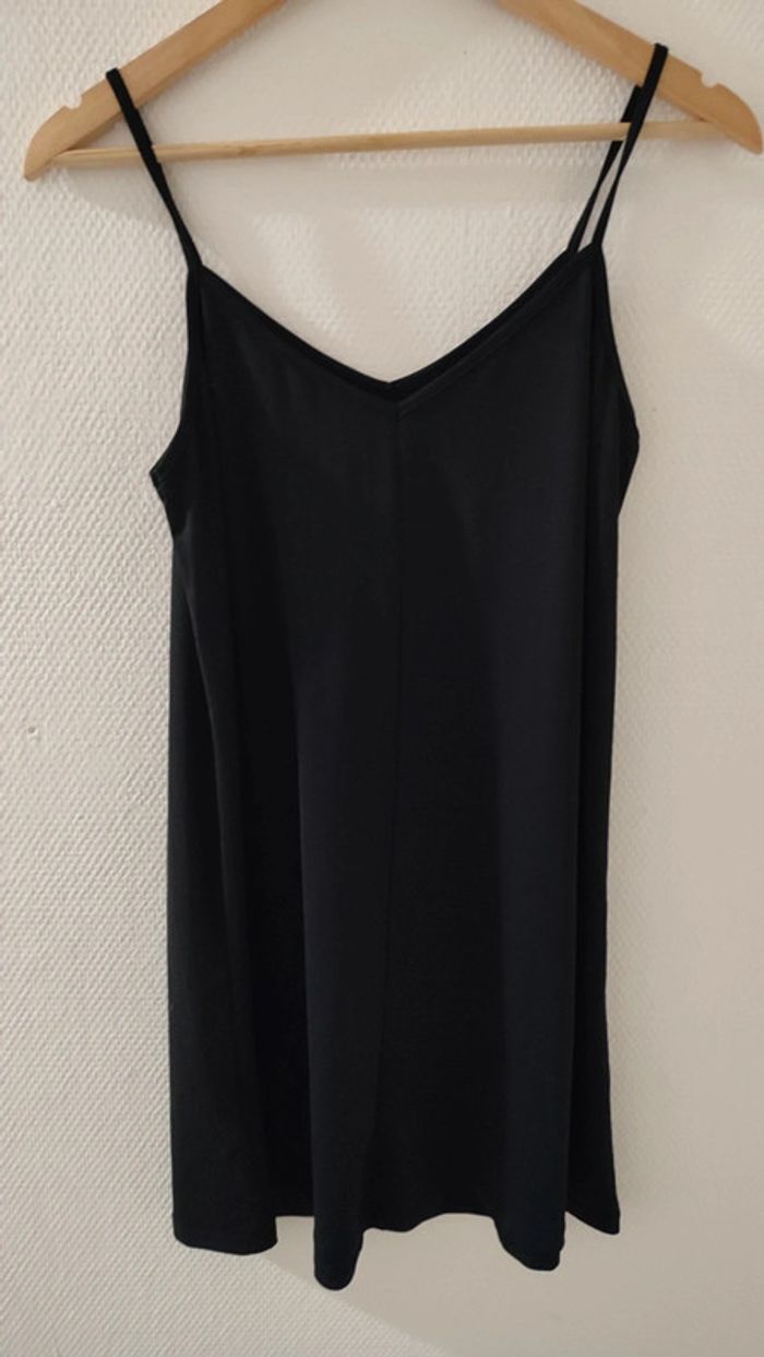 Robe a bretelles
