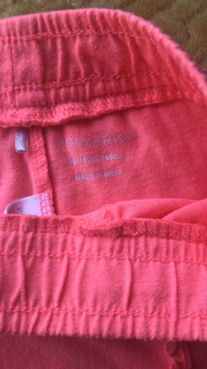 Primark short avec pompom taille 10/11 - photo numéro 4