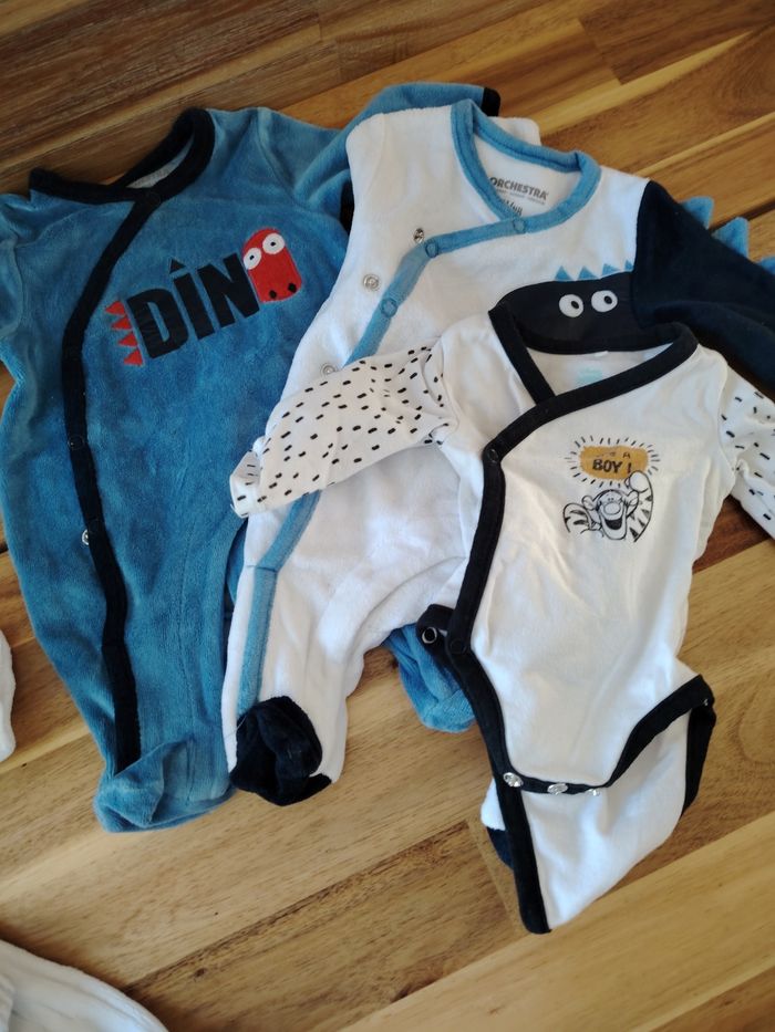 Lot vêtements - photo numéro 2