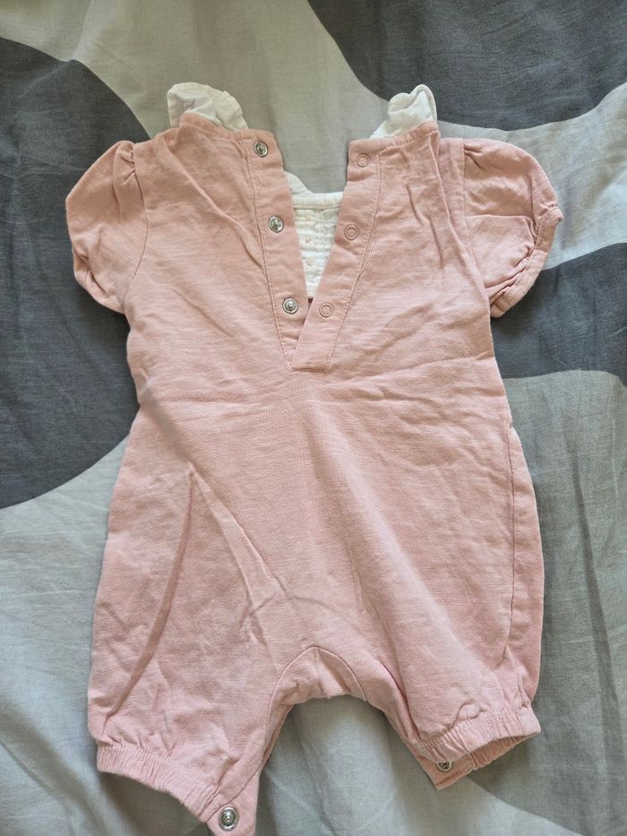 Grenouillère bebe fille 3 mois - photo numéro 2