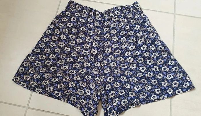 Short fleuri taille haute Etam - Taille S/36 - photo numéro 7