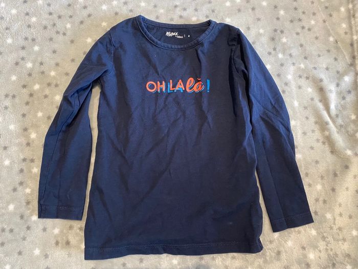 T-shirt manches longues 4 ans