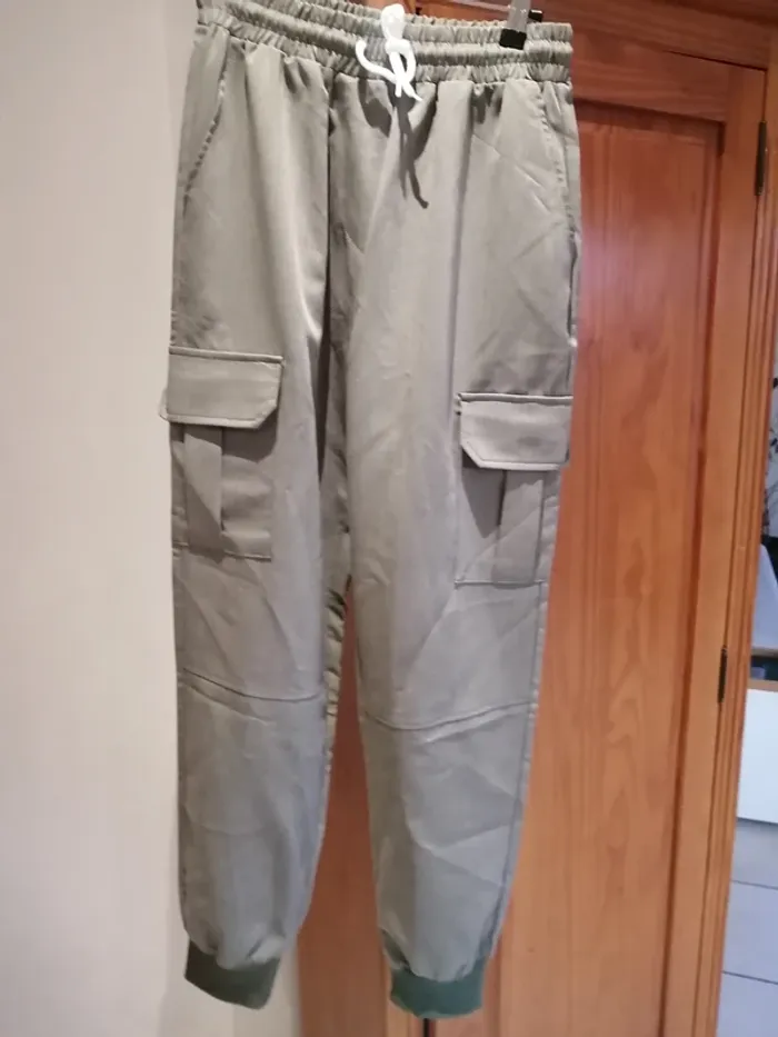 Pantalon cargo