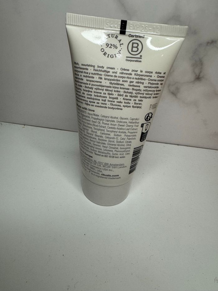 Creme corps - photo numéro 2