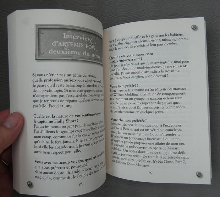 Livre "le dossier Artémis Fowl" neuf - photo numéro 3