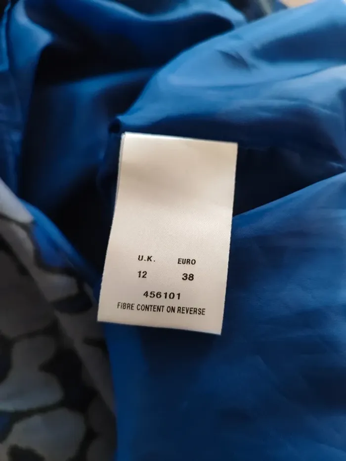 Robe Kaliko Bleue à Imprimé, Taille 38 - Élégance Moderne pour Toutes les Occasions ! - photo numéro 6