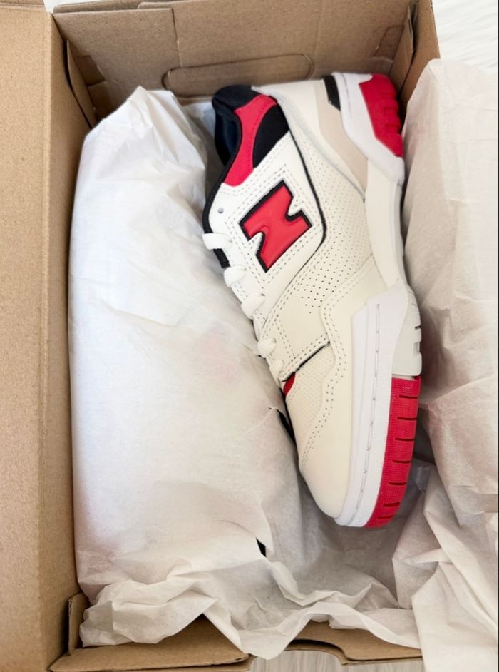 Baskets New Balance 550 – Taille 39,5 – blanc/rouge – Neuf avec étiquette - photo numéro 6