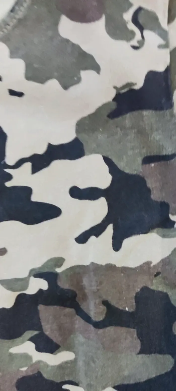 T-shirt camouflage - photo numéro 3