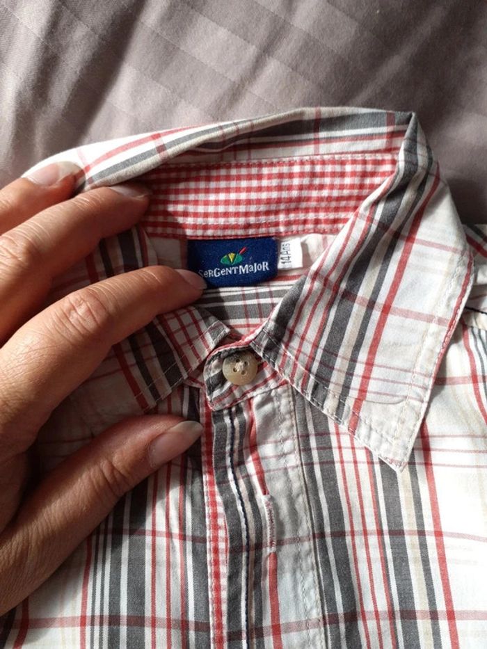 Chemise grise et rouge 14 ans - photo numéro 2