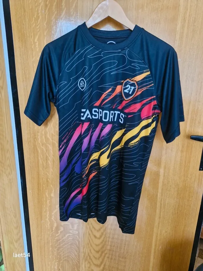 Tee-shirt "EA Sports"