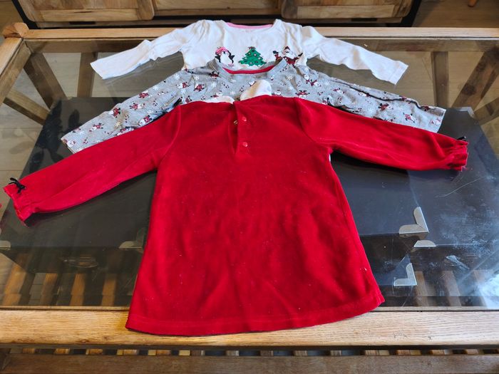 Lot vêtements de Noël 18/24 mois - photo numéro 3