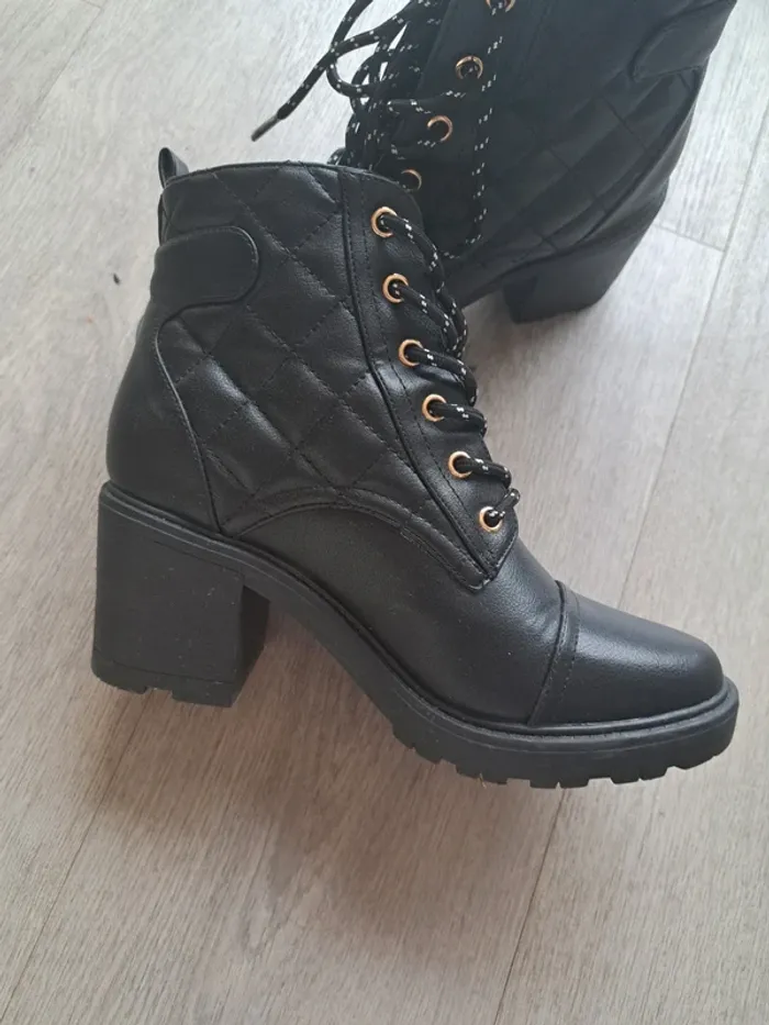 Bottines noires - photo numéro 3
