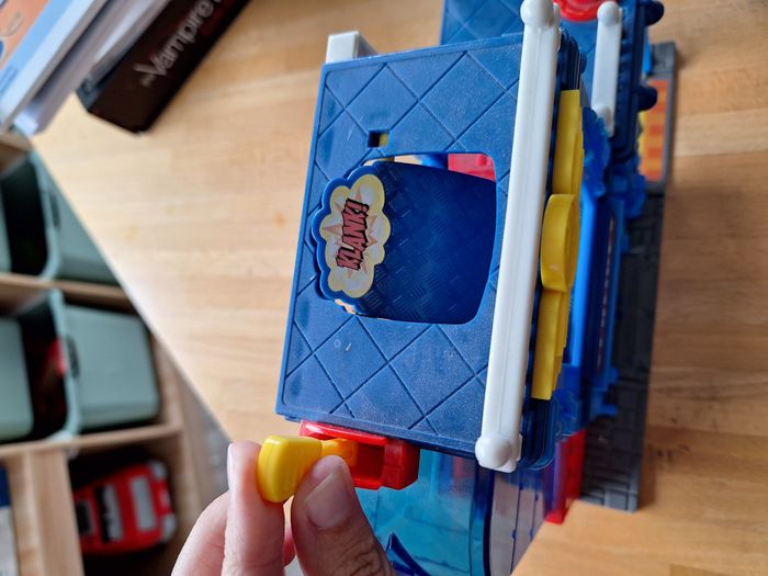 Lot super zings poste de police + véhicules - photo numéro 2