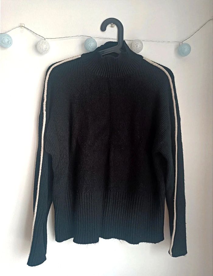 Pull noir en maille noir col montant Vila Taille S En très bon état - photo numéro 2