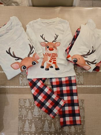 Lot 3 pyjamas assortis de Noël, neufs