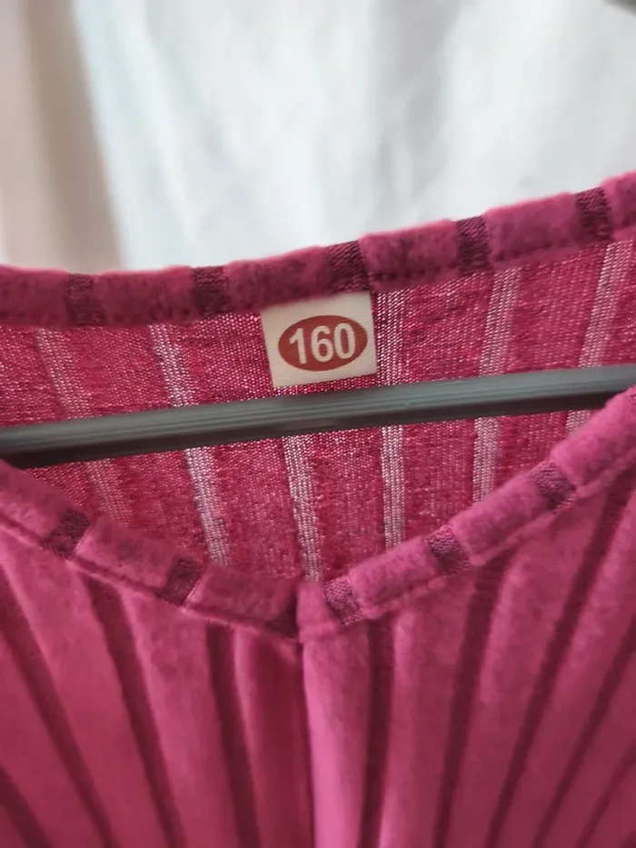 T-shirt rose 14 ans - photo numéro 2