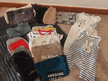 Lot vêtements 6 mois