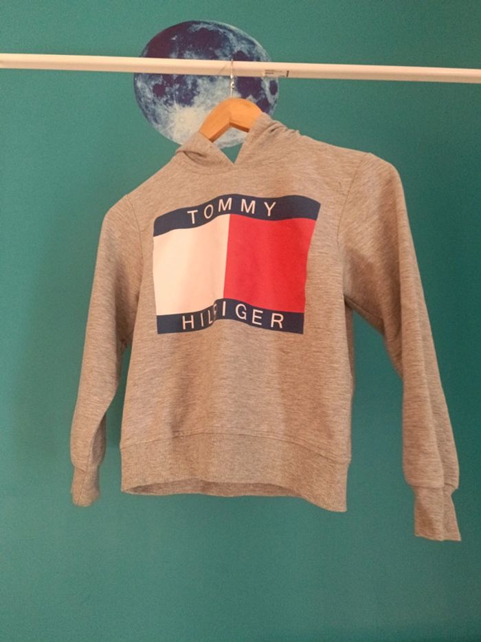 Sweat tommy