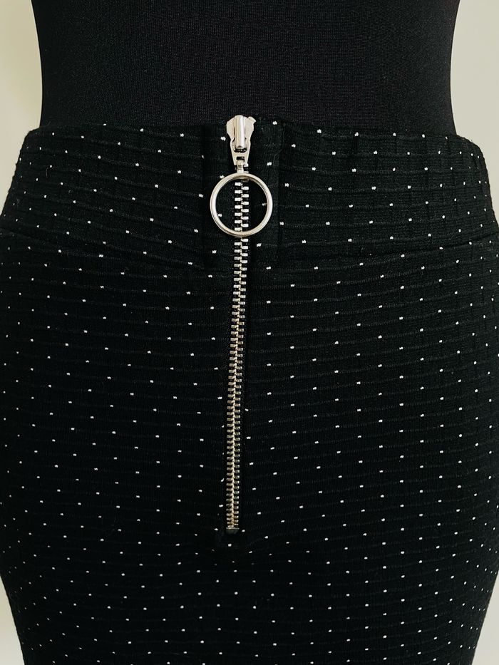 🦋 Jupe chic Femme. Noire pois blanc. Jennyfer. Taille 36 S. Neuve. - photo numéro 6
