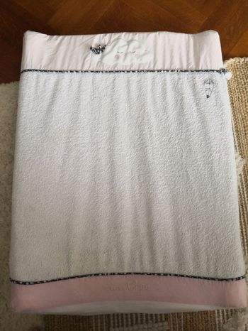 Lot matelas à langer, tour de lit, jouet sauthon