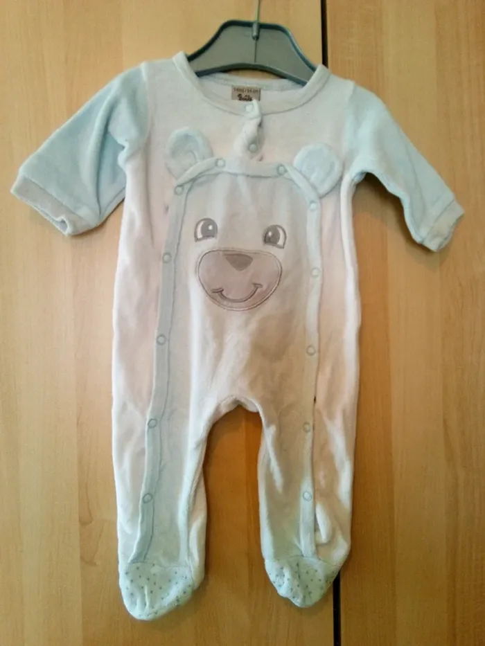 Lot pyjamas - photo numéro 2
