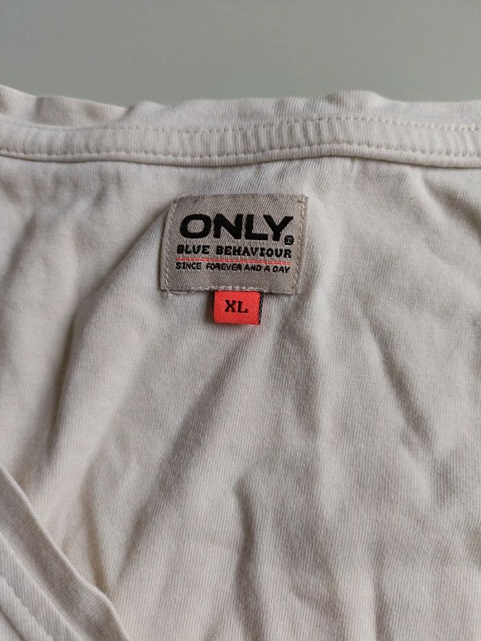 T-shirt manches courtes taille xl only cœur addicted - photo numéro 3