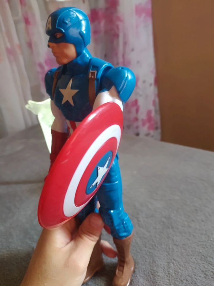 Figurine Captain America - photo numéro 4