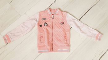 Vêtement fille gilet rose cœur arc en ciel étoiles Tissaia 6 ans