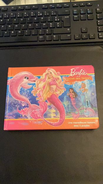 Livre Puzzle. Barbie et le Secret des Sirènes.
