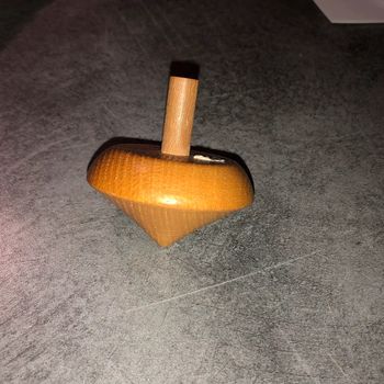 Toupie en bois