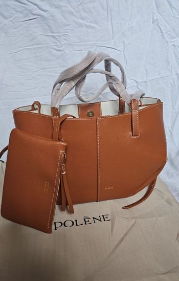 Poléne cyme